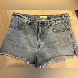 Abercrombie and Fitch. Jean Shorts. Size 32